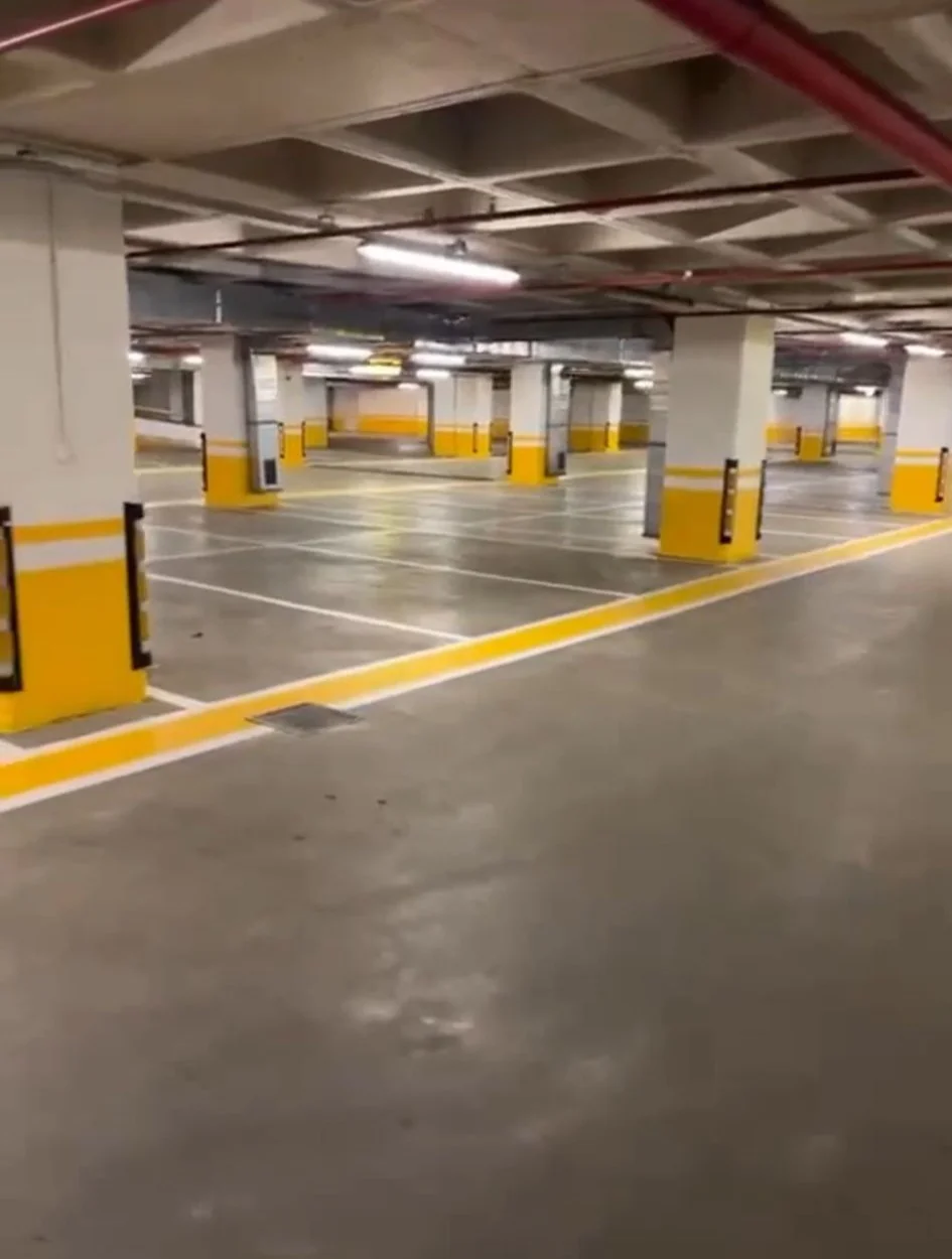 Otopark Yönlendirme Çizgisi ve Kolon İkaz